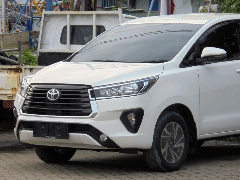 Innova Crysta